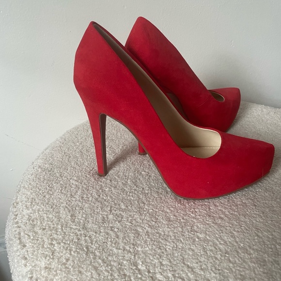 Beautiful red and sexy heels.  Never have been worn outside my home. - Picture 2 of 4
